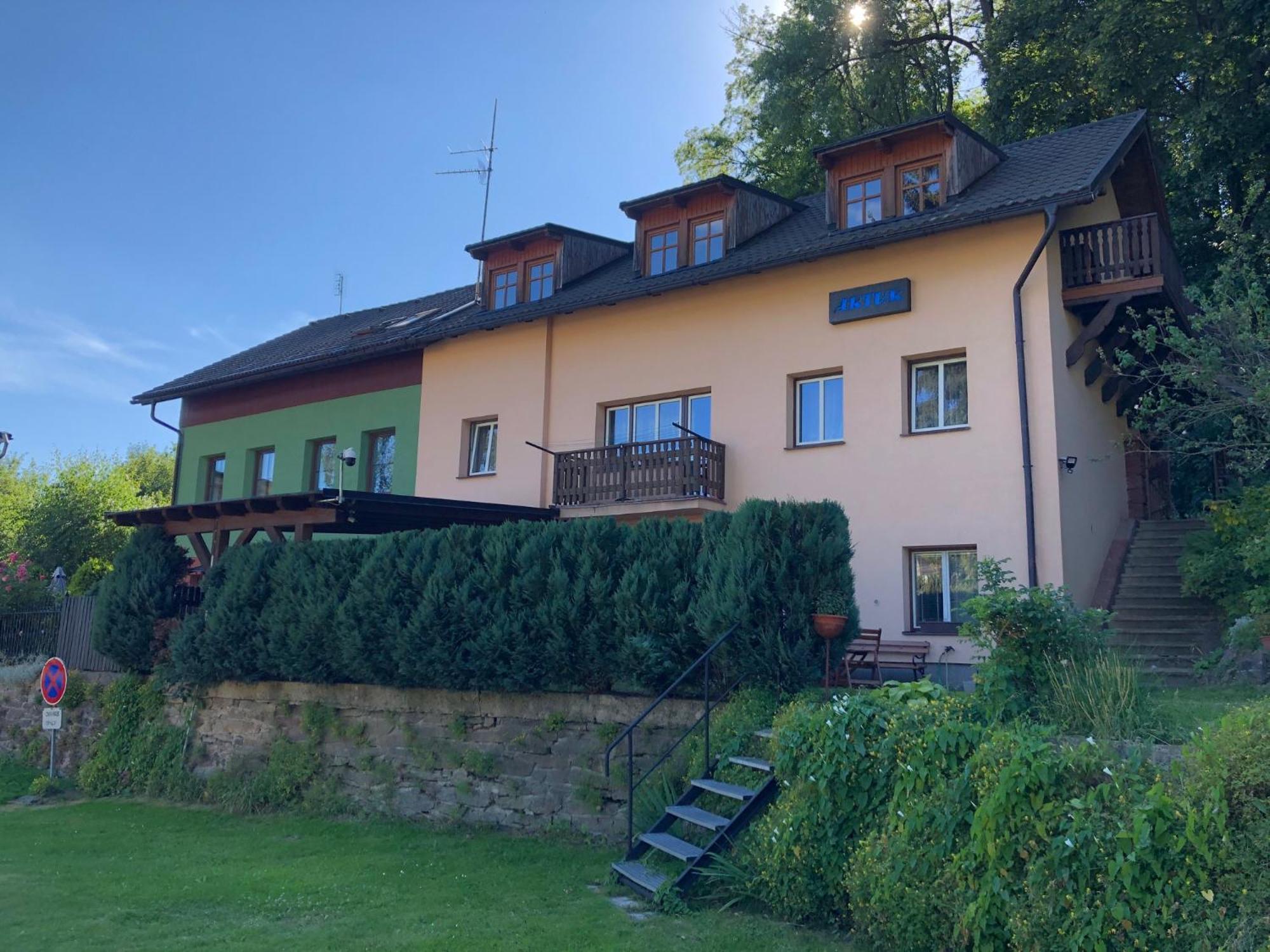 Chata Artur Černý Dŭl Exterior foto
